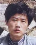 시인인 이윤학의 대표 이미지