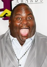 시나리오작가인 라벨 크로포드의 대표 이미지