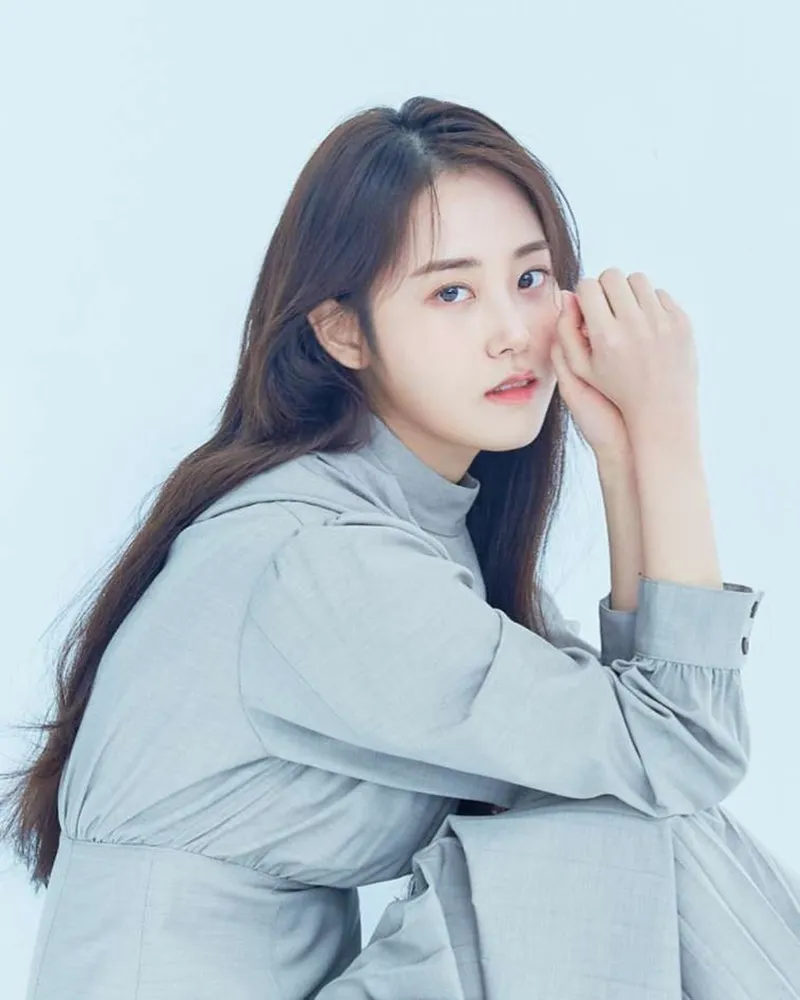 영화배우, 가수인 허가윤의 대표 이미지