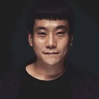 탤런트, 연극배우인 용진의 대표 이미지