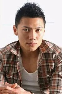 영화배우, 모델인 이와나가 히로아키의 대표 이미지