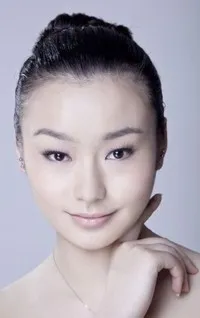 영화배우인 왕단이율의 대표 이미지