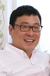 영화감독인 소재영의 대표 이미지