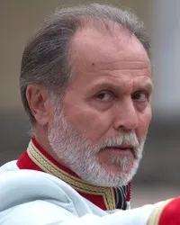 영화배우인 티보르 가스파르의 대표 이미지