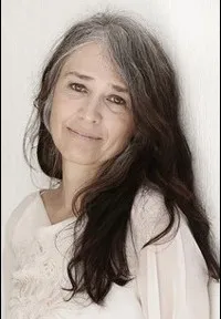 영화배우인 미카엘라 에쉣의 대표 이미지