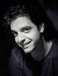 영화배우인 이오누트 그라마의 대표 이미지