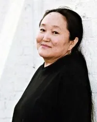 영화배우인 스테파니다 보리소바의 대표 이미지