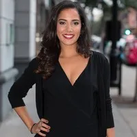 영화배우인 나디아 쿤다의 대표 이미지