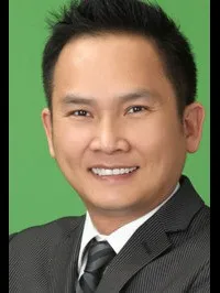 영화배우인 뒥 부옹의 대표 이미지