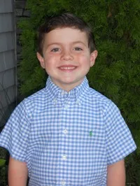 영화배우인 브래디 눈의 대표 이미지