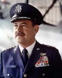 각본, 감독, 배우, 음악, 제작/기획인 스튜어트 마골린의 대표 이미지