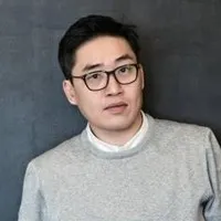 영화감독인 김성훈의 대표 이미지