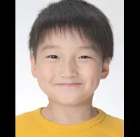 영화배우인 마츠모토 타쿠미의 대표 이미지