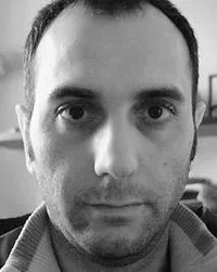 영화감독인 바비스 마크리디스의 대표 이미지