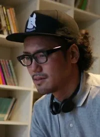 시나리오작가인 미야자키 다이스케의 대표 이미지
