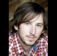 영화배우인 저스틴 윌론의 대표 이미지