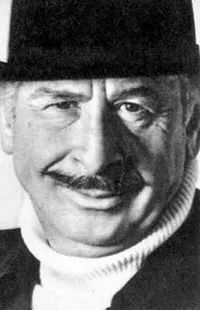 영화배우인 도도 아바시제의 대표 이미지