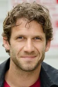 영화배우인 베르나드 포처의 대표 이미지