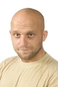 영화배우인 히네크 체르마크의 대표 이미지