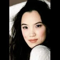 영화배우인 제시카 반의 대표 이미지