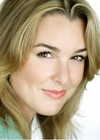 영화배우인 안나 마가렛 홀리먼의 대표 이미지