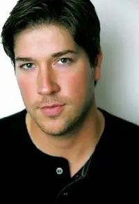 영화감독인 태너 베어드의 대표 이미지