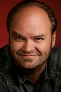 영화배우인 아틀레 안톤센의 대표 이미지