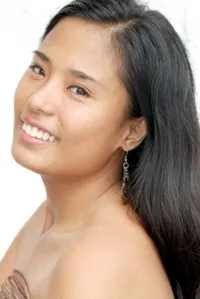 영화배우인 하젤 오렌시오의 대표 이미지