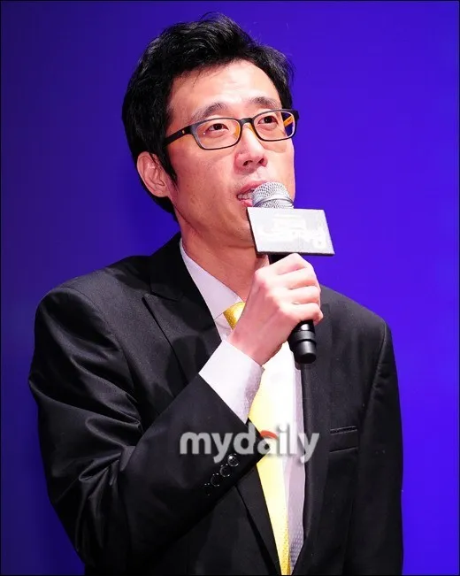 MC, 개그맨인 이윤석의 대표 이미지
