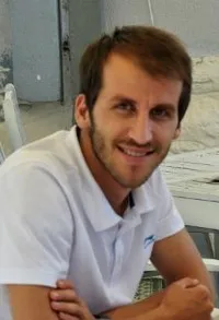 시나리오작가인 룰짐 부콜리의 대표 이미지