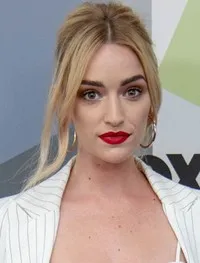 영화배우인 브리안 하위의 대표 이미지