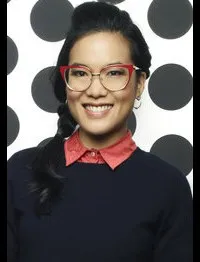 영화배우인 알리 웡의 대표 이미지