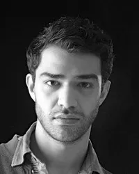 영화배우인 칼리드 라이스의 대표 이미지