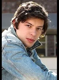 영화배우인 베네딕트 사무엘의 대표 이미지