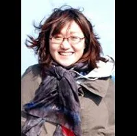 영화감독인 이지은의 대표 이미지