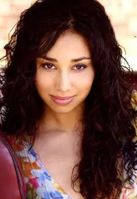 영화배우인 메건 래스의 대표 이미지