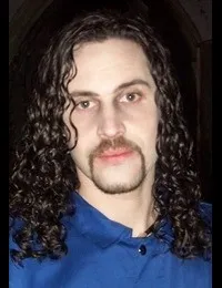 영화배우인 제임스 헬름의 대표 이미지