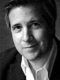 영화감독인 그레고리 오어의 대표 이미지