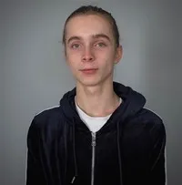 영화배우인 밀얀 샤텔라인의 대표 이미지