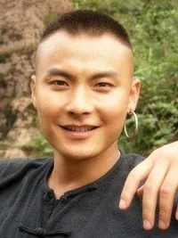 영화배우인 이환의 대표 이미지