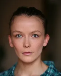 영화배우인 클로에 안드레의 대표 이미지