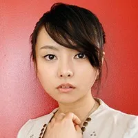 영화배우인 노무라 유카의 대표 이미지