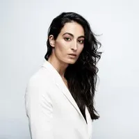 영화배우인 라에티티아 에이도의 대표 이미지