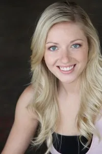 영화배우인 티파니 보이어의 대표 이미지