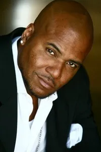 영화배우인 빈센트 M. 워드의 대표 이미지