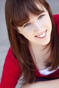 영화배우인 조던 밴 브랜켄의 대표 이미지