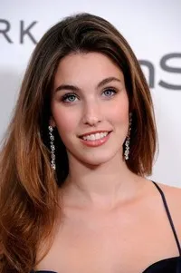 영화배우인 레이니 퀄리의 대표 이미지