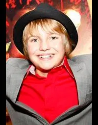 영화배우인 페리 이글턴의 대표 이미지