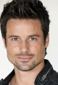 영화배우인 앤드류 체니의 대표 이미지