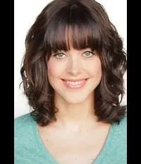 영화배우인 크리스틴 말코의 대표 이미지